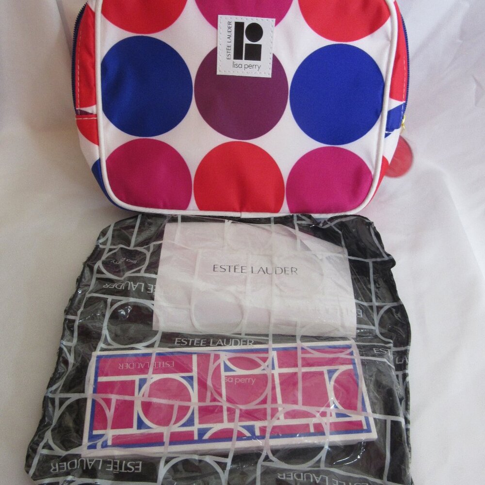 Estee Lauder Lisa Perry Cosmetic Bag & Eye Shadow Palette Promotion Brand New